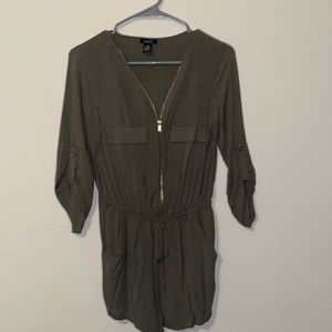 XS rue 21 army green romper